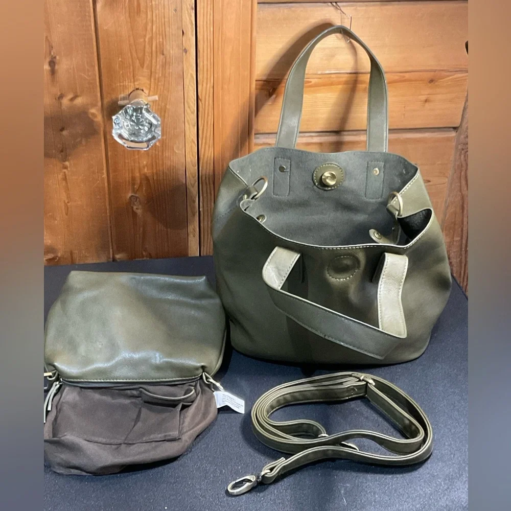 Vegan Lg Bucket Crossbody Bag with Smaller interchangeable nesting bag VGC Pre❤️ - Picture 3 of 13